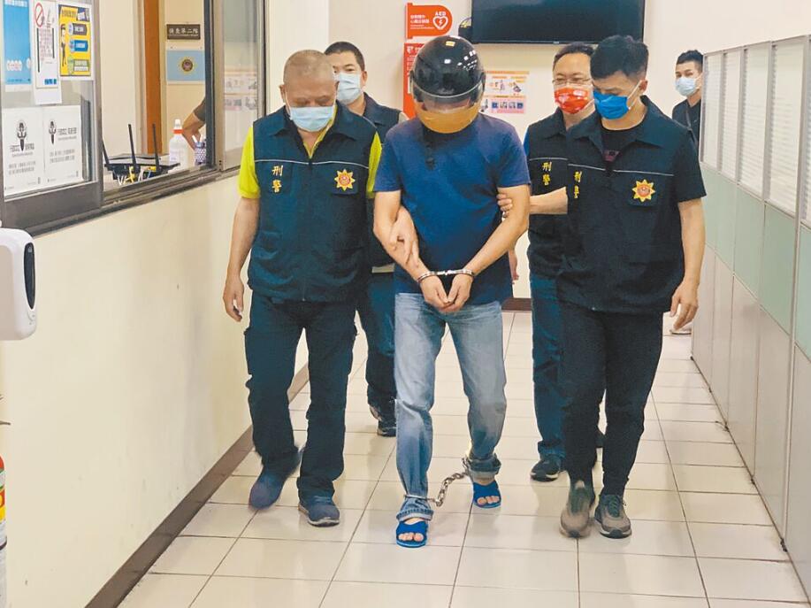 李鴻淵行刑式槍殺康建4人 曾向警脫口1句話 幕後疑有藏鏡人